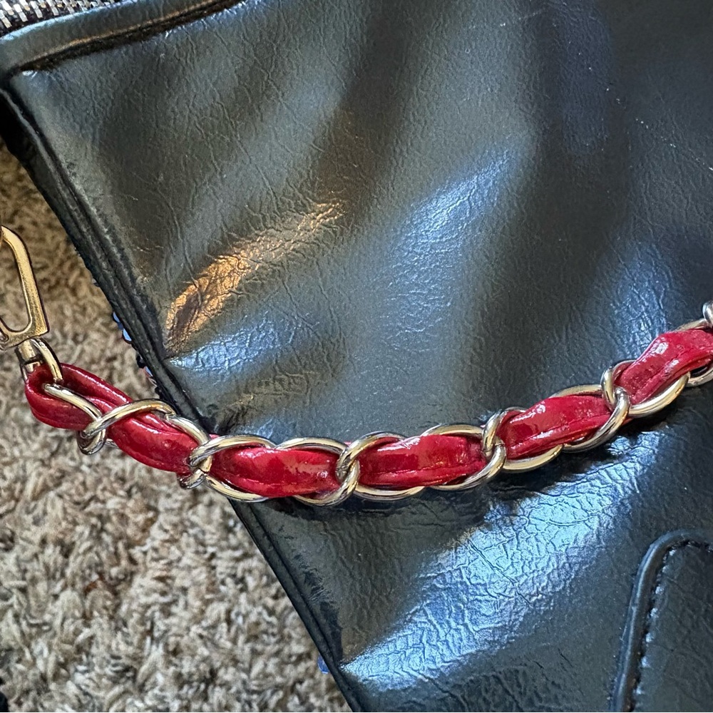 Pilot | Union Jack Sequin Clutch Bag - Picture 10 of 12